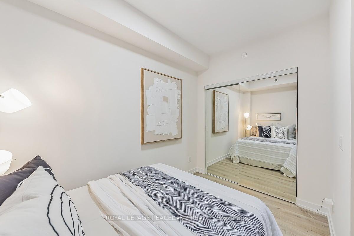 3 Bedrooms Condo at 266 Finch, Toronto For sale