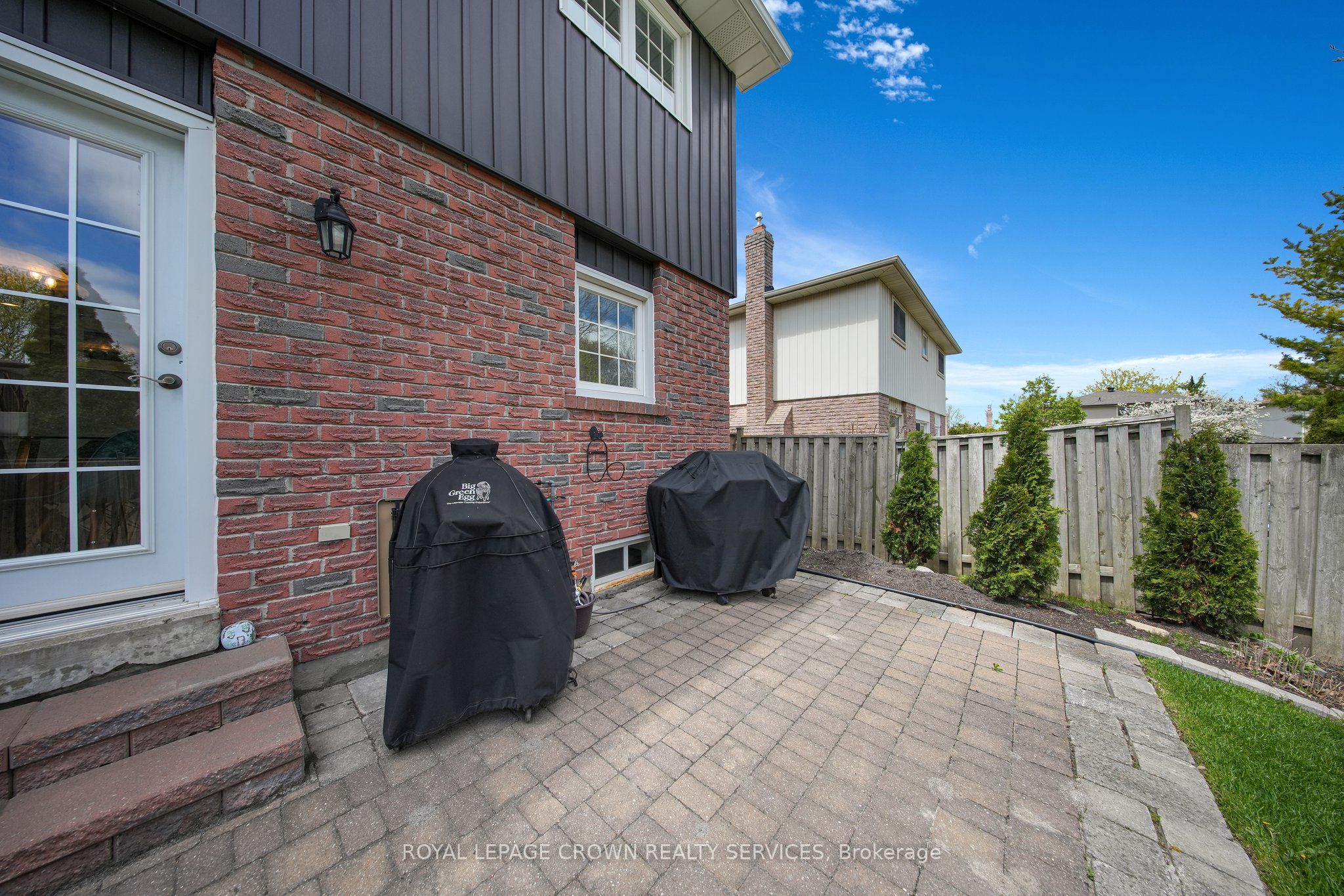 383 Ashworth Drive