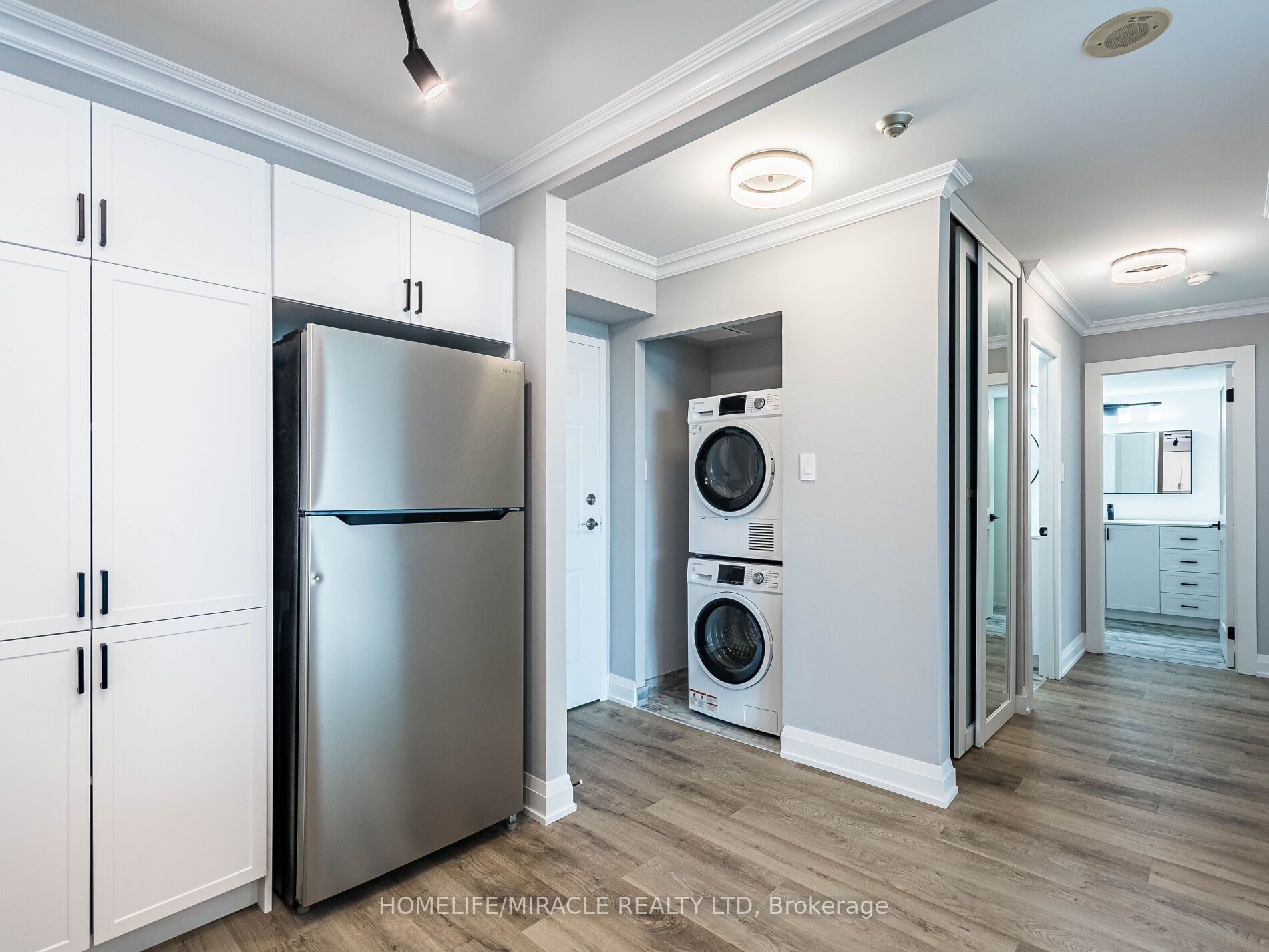1270 Maple Crossing Boulevard, #604