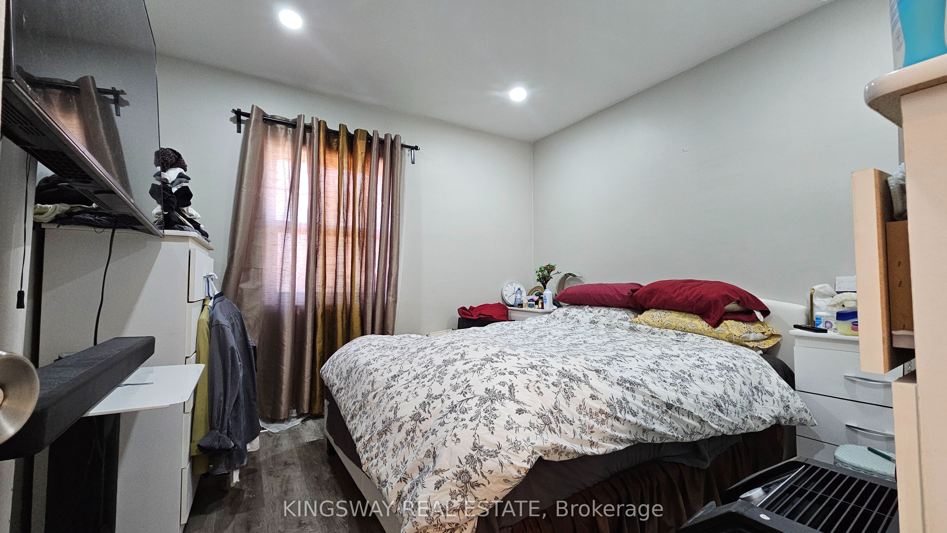 116 Patterson Avenue, Toronto, ON M1L 3Y6