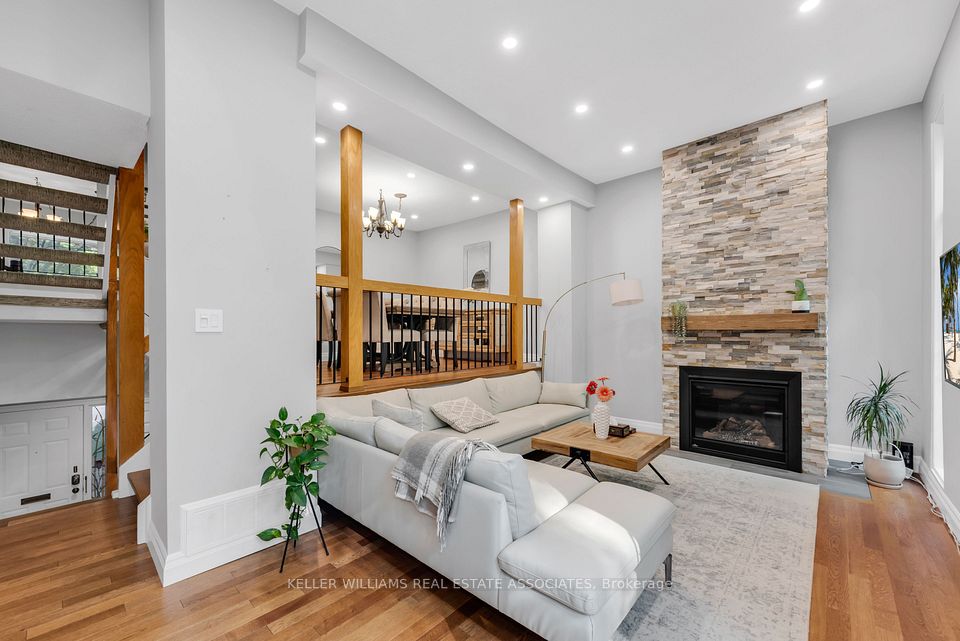 1250 Marlborough