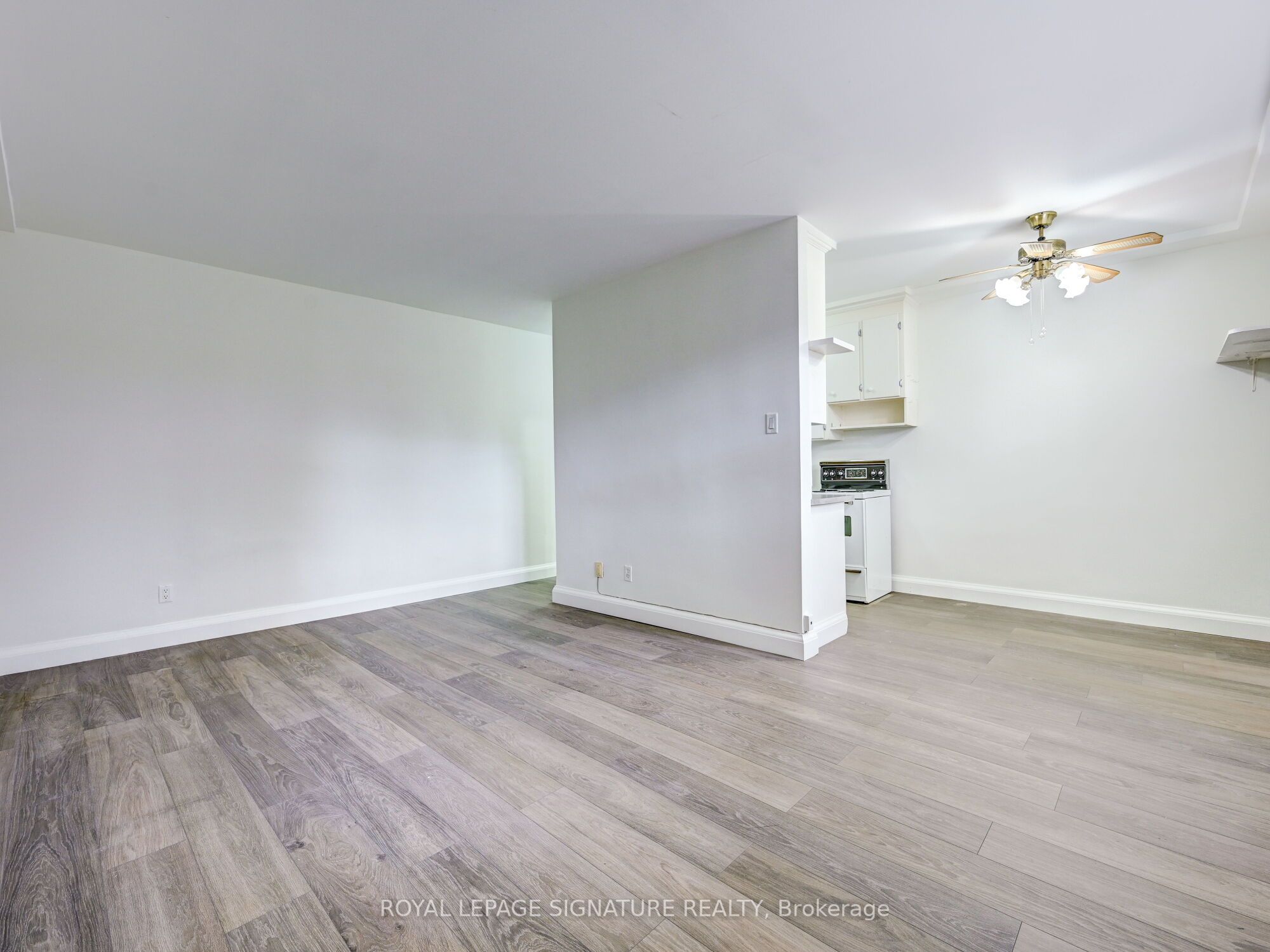 40 Cavell Avenue, Toronto W06 Mimico