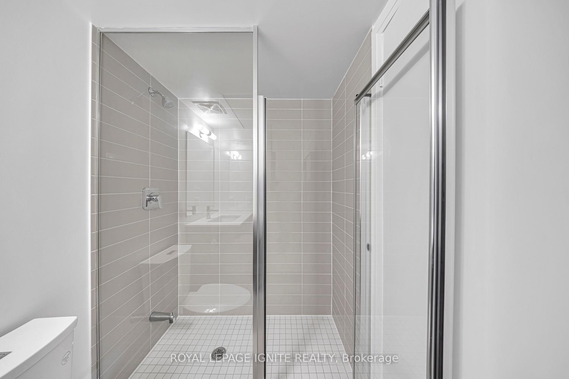 3 Bedrooms Condo at 1461 Lawrence, Toronto For sale