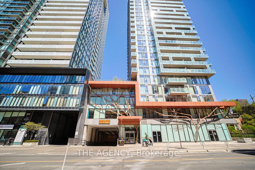 1 Bedroom Condo at 50 Wellesley, Toronto For sale
