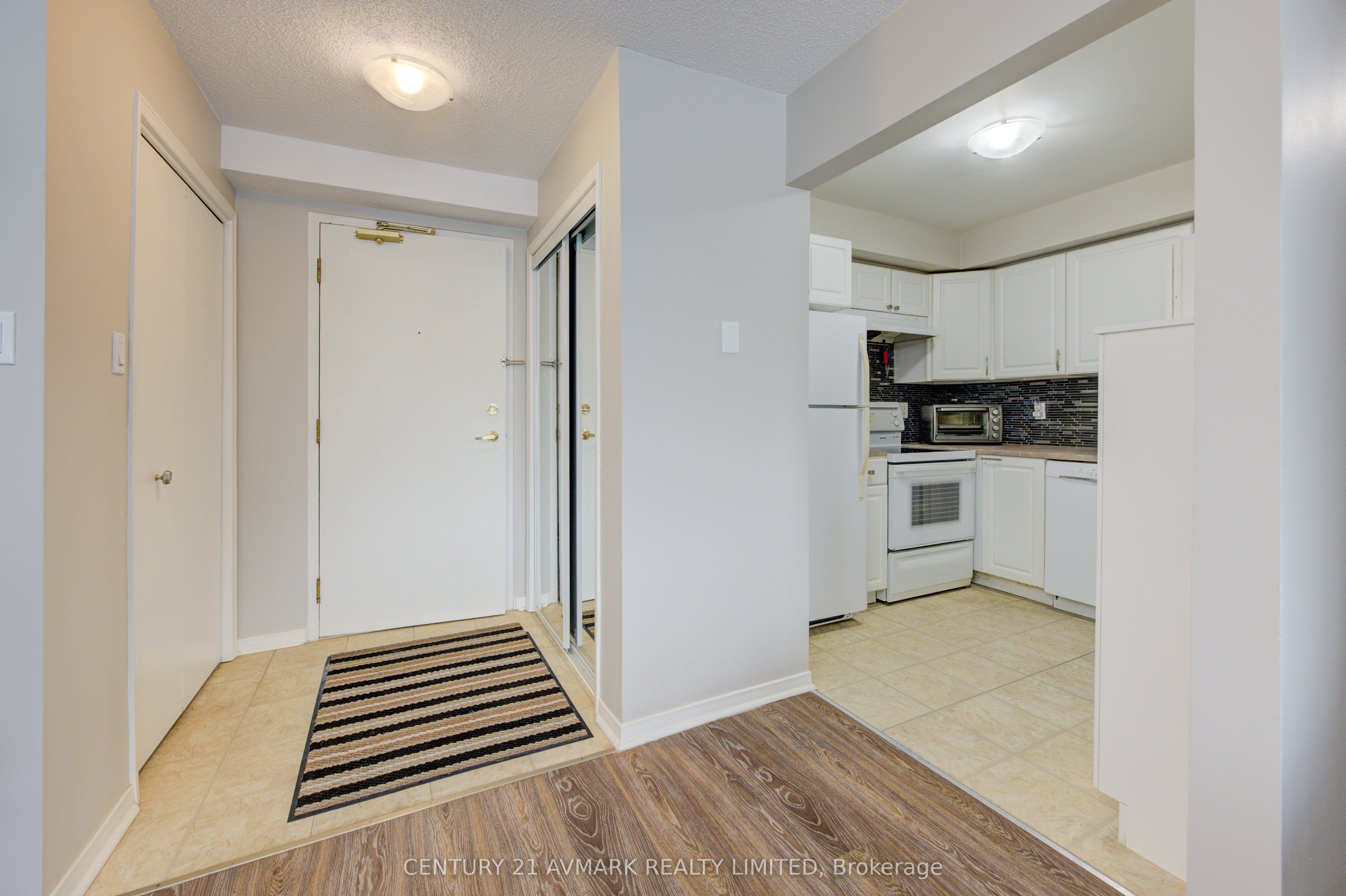 78 Roehampton Avenue, #205