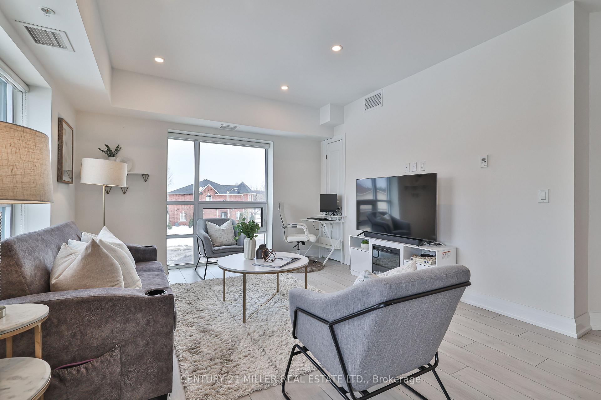2 Bedrooms Condo at 4040 Upper Middle, Burlington For sale
