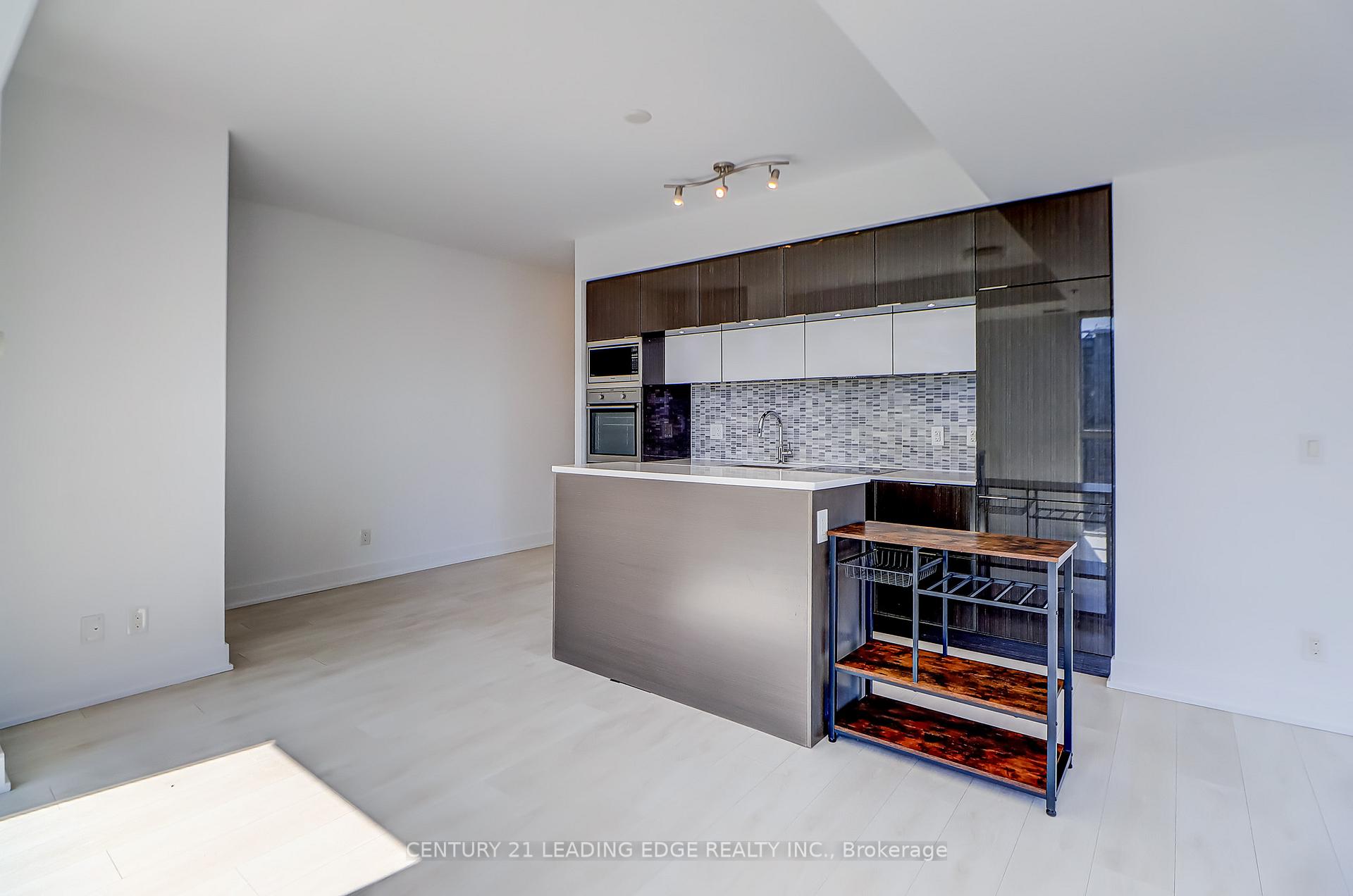 3 Bedrooms Condo at 318 Richmond,  Toronto For sale