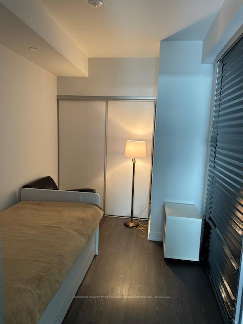 3 Bedrooms Condo at 1928 Lakeshore, Toronto For sale