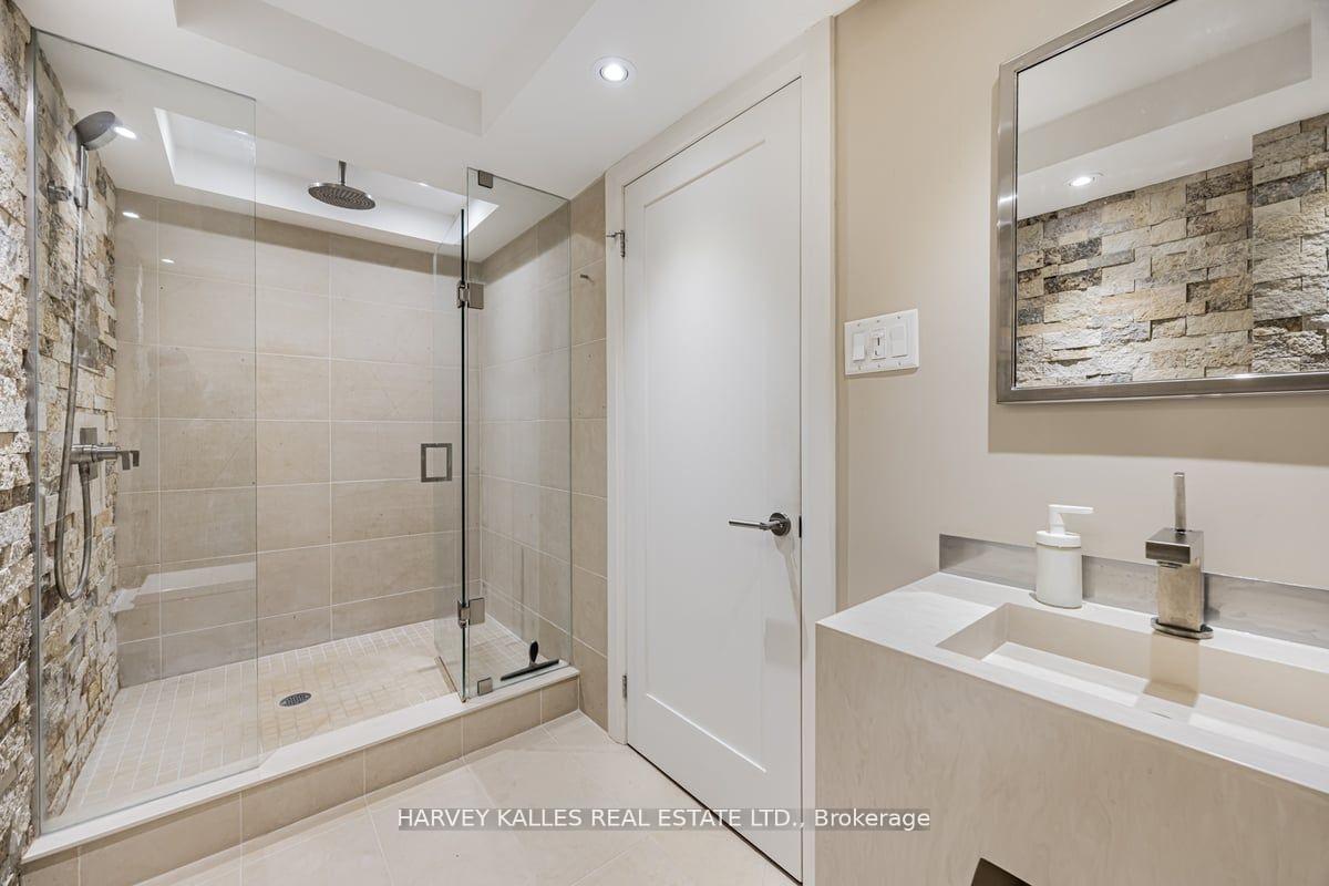 3 Bedrooms Condo at 447 Walmer, Toronto For sale