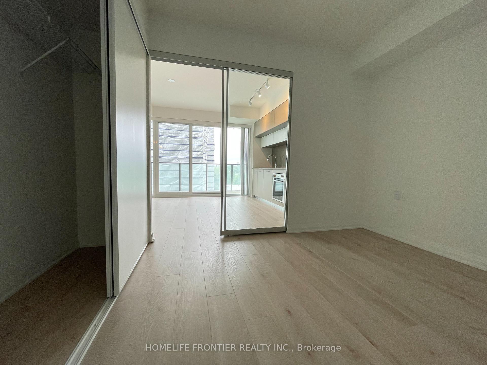 1 Bedroom Condo at 99 Foxbar, Toronto For sale
