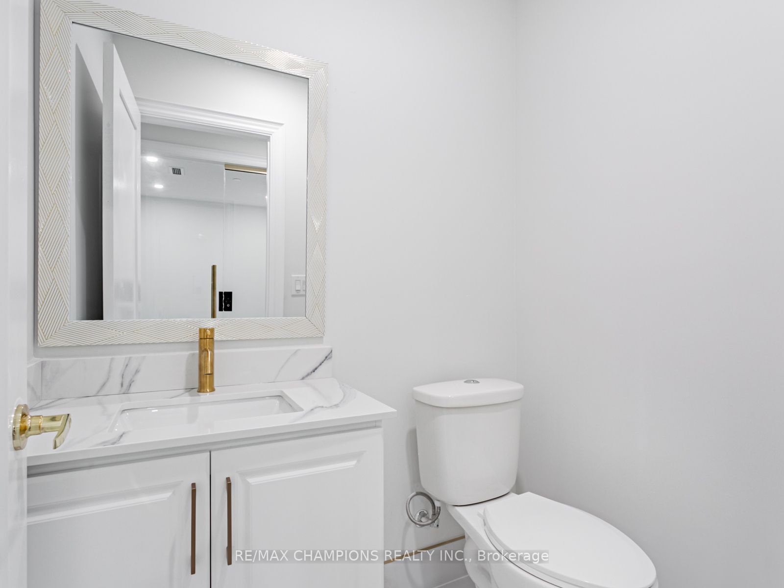 2565 Steeles Avenue E #26, Brampton Steeles Industrial