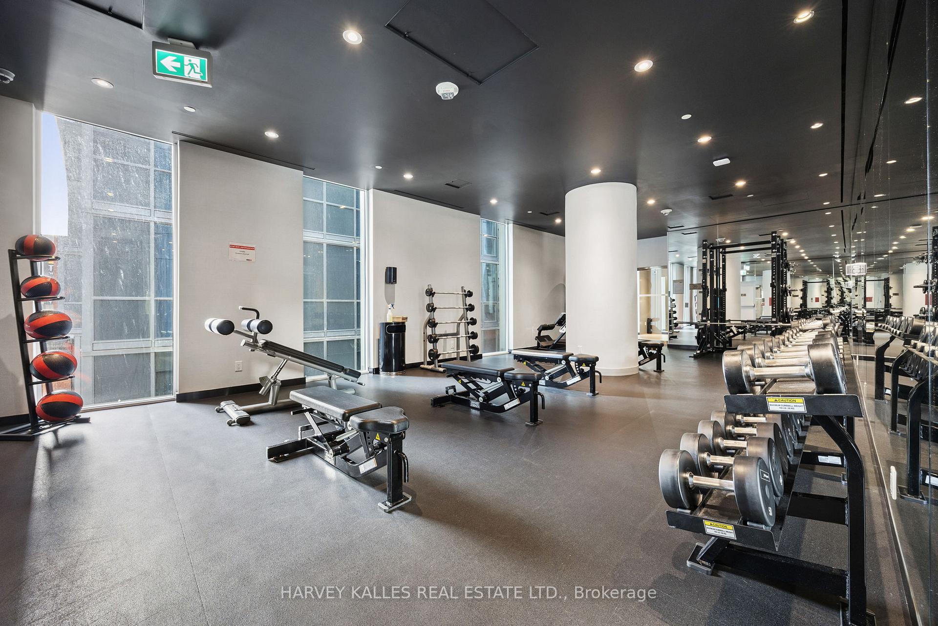 357 King Street W 3507