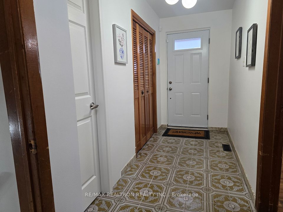 118 Shoreham Drive
