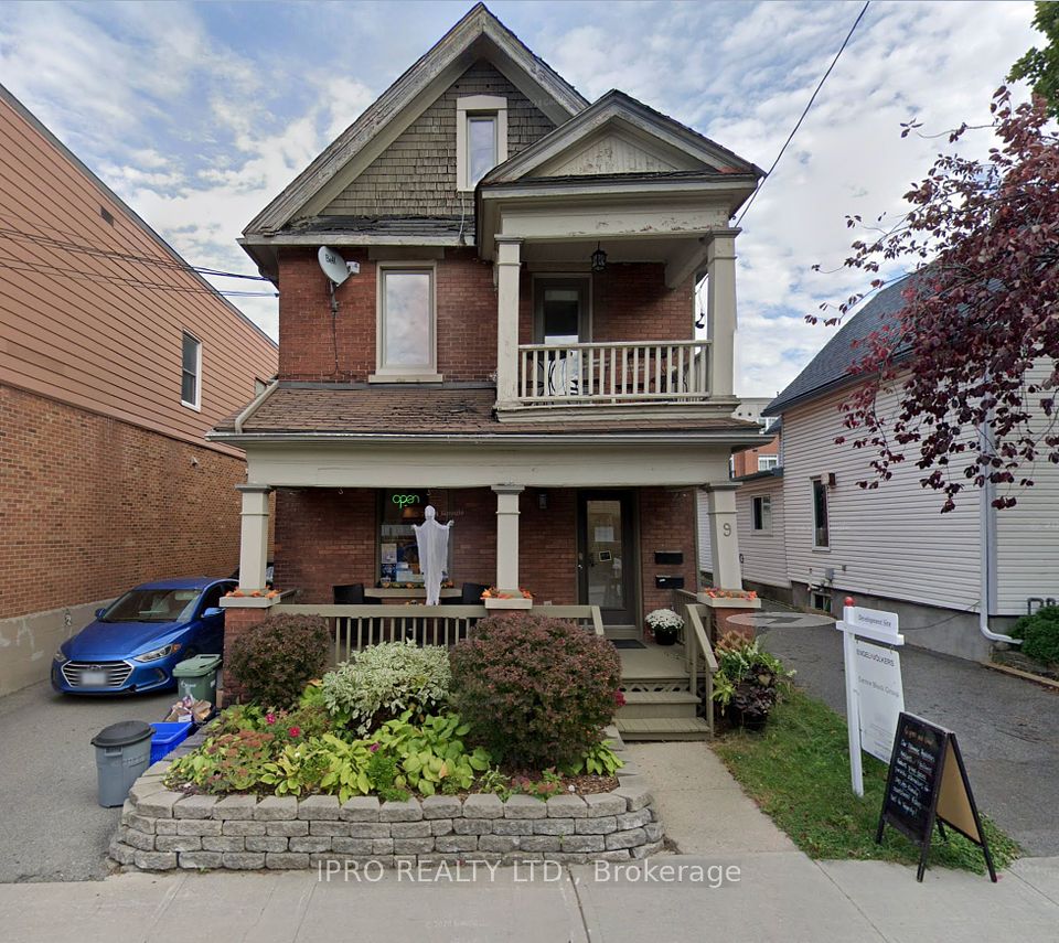9 Melrose