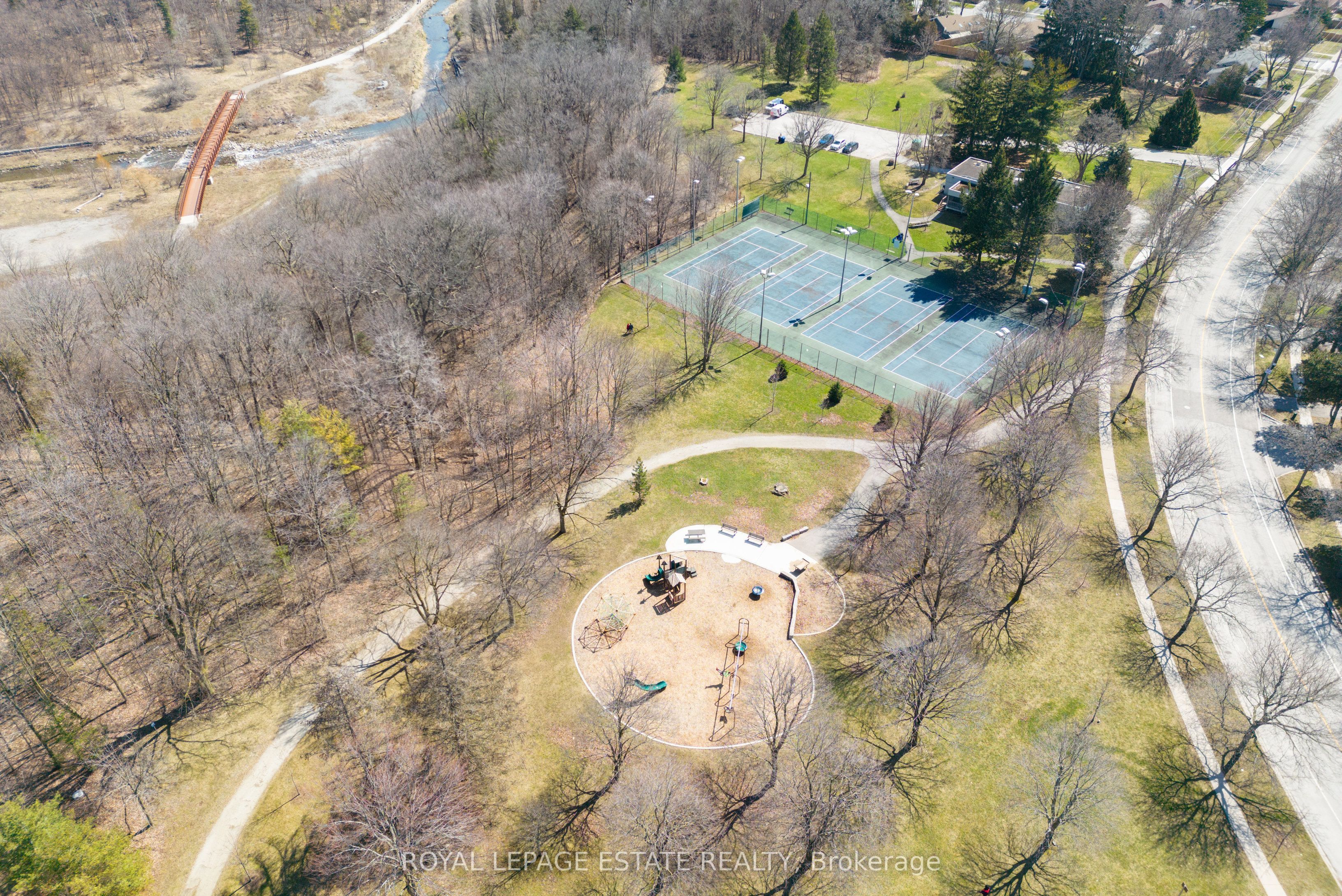 6 Curran Hall Crescent, Toronto E09 Morningside