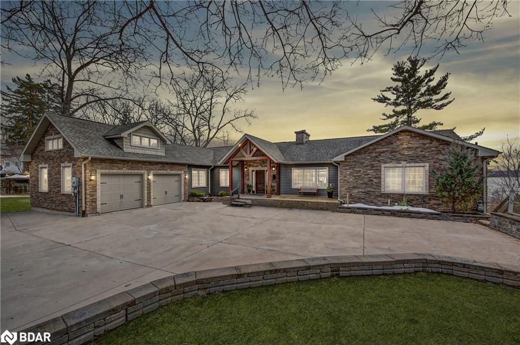 99 SHANTY BAY Road Barrie Ontario L4M 1E1