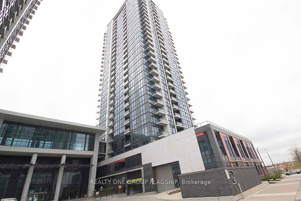 75 Eglinton