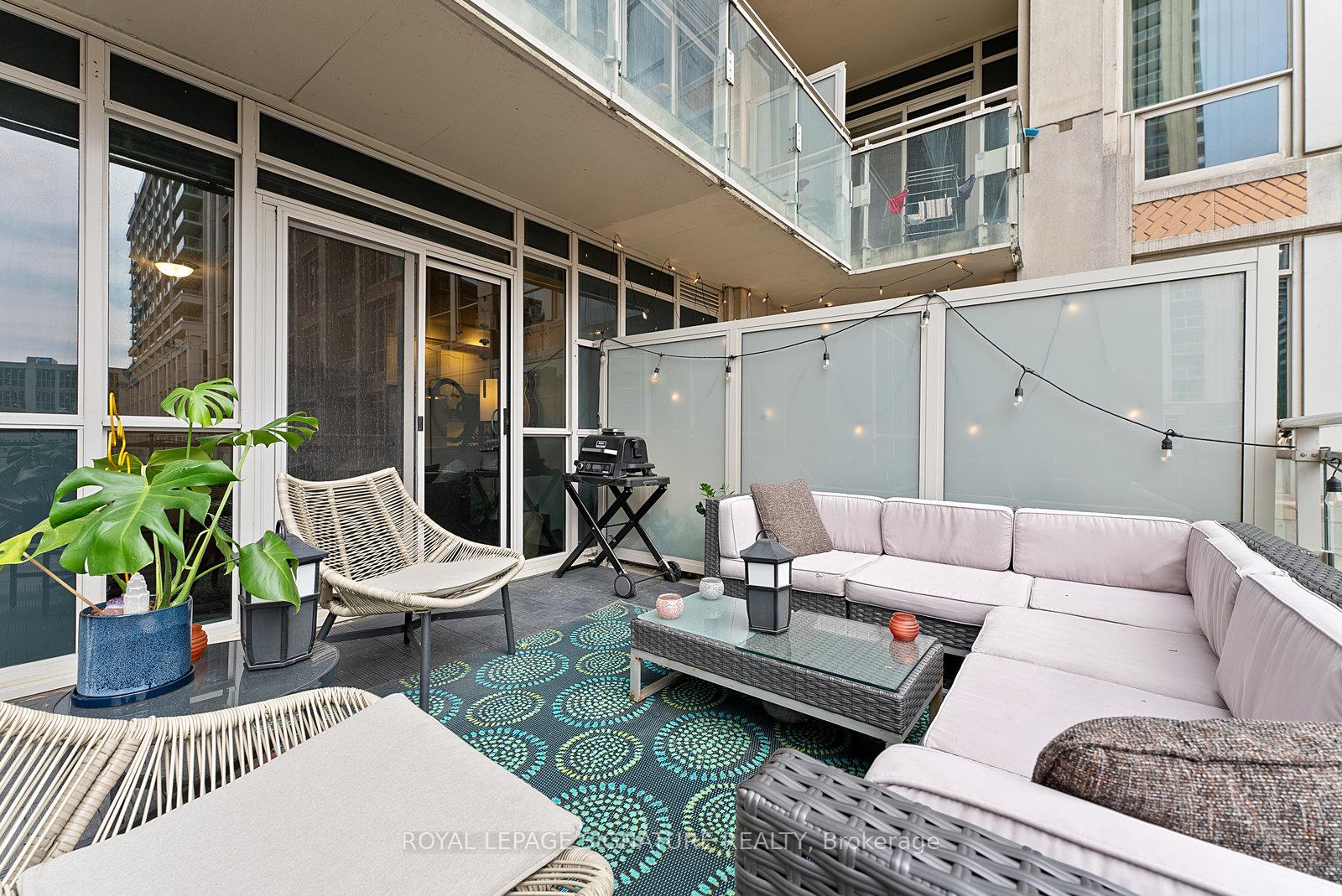 1 Bedroom Condo at 628 Fleet, Toronto For sale