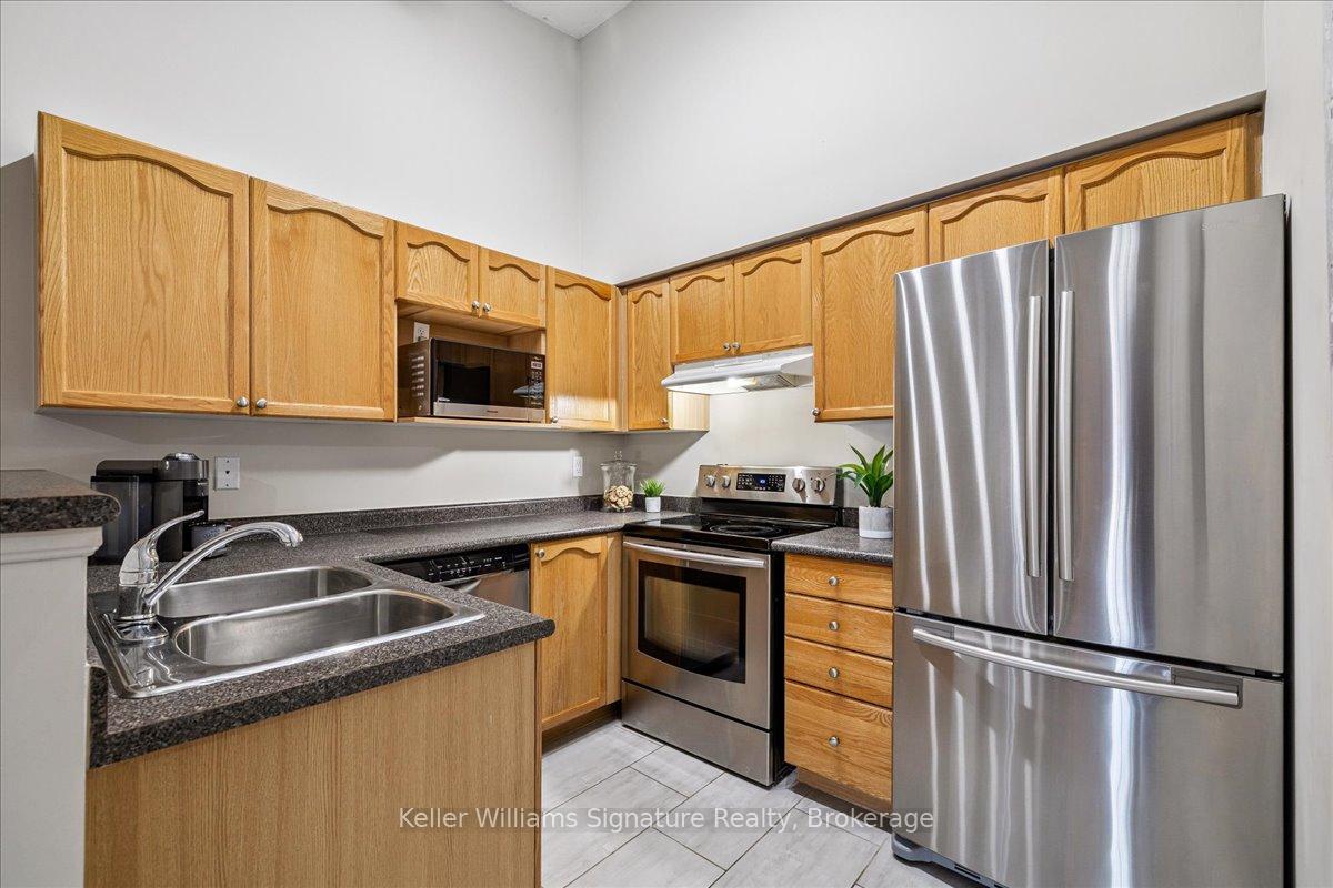 1 Bedroom Condo at 1470 Bishops, Oakville For sale