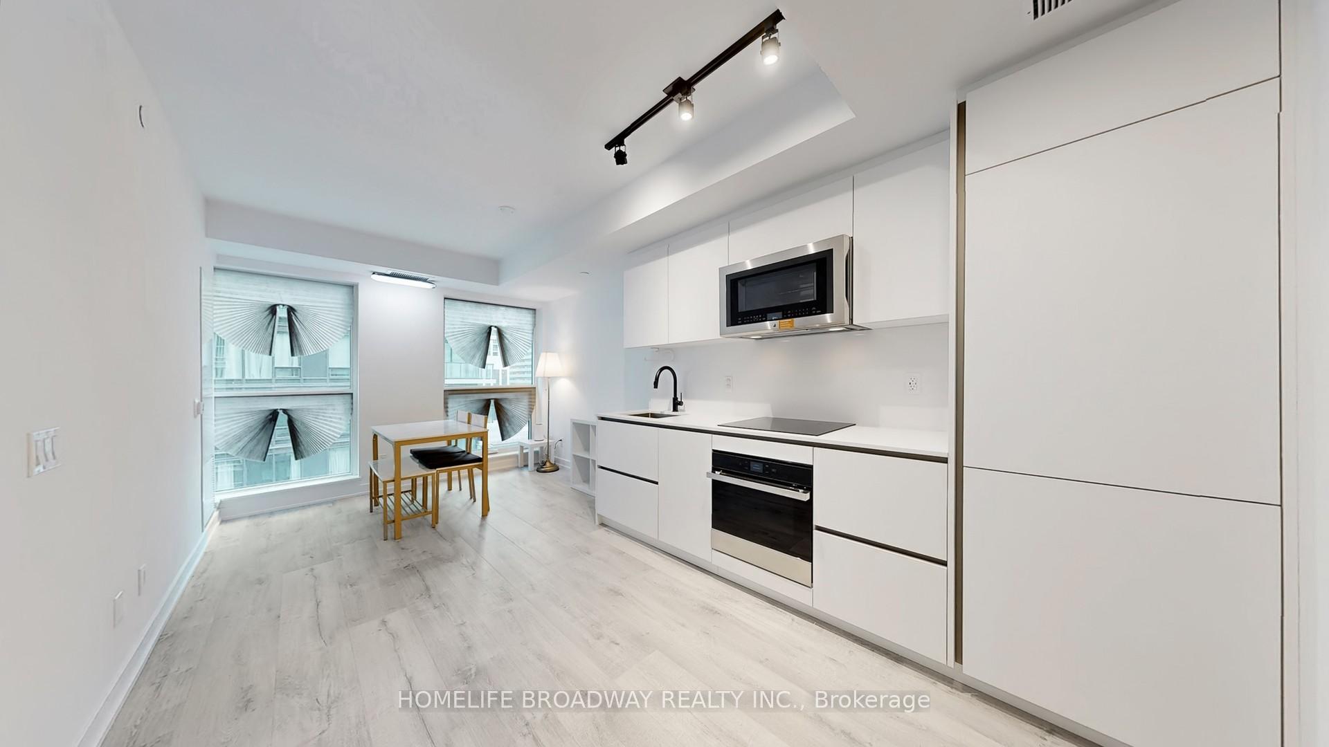 1 Bedroom Condo at 327 King, Toronto For sale