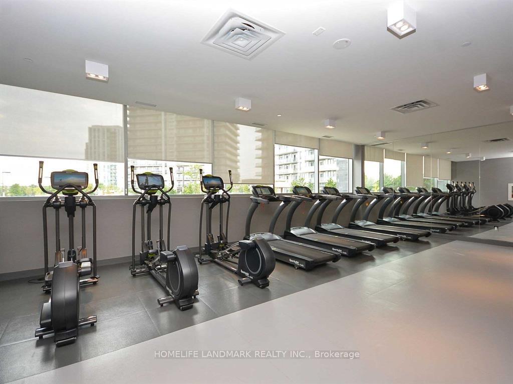 3 Bedrooms Condo at 4677 Glen Erin, Mississauga For sale
