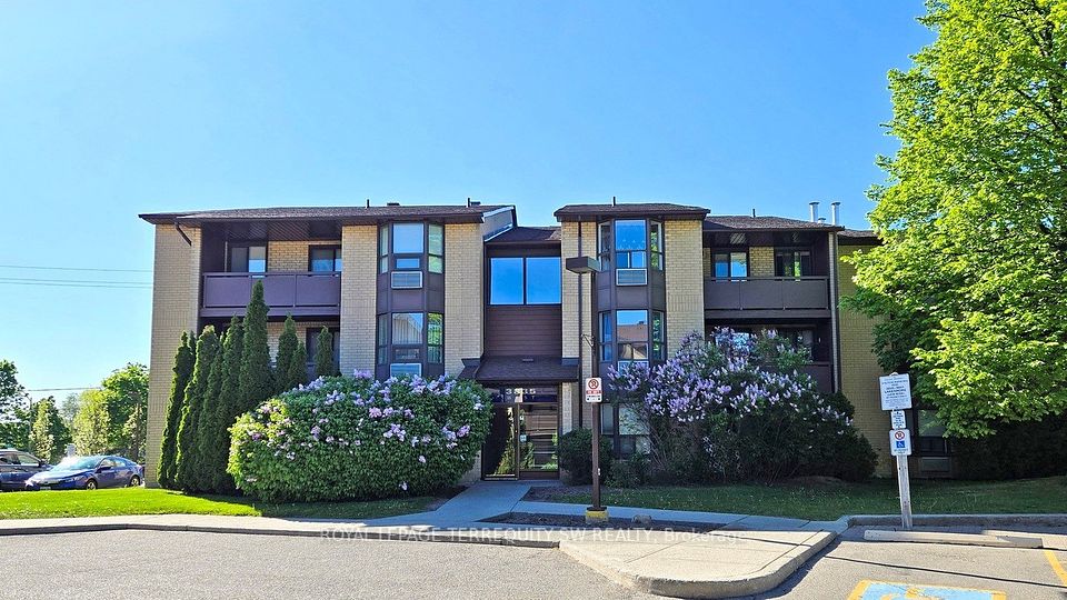 3835 Lake Shore