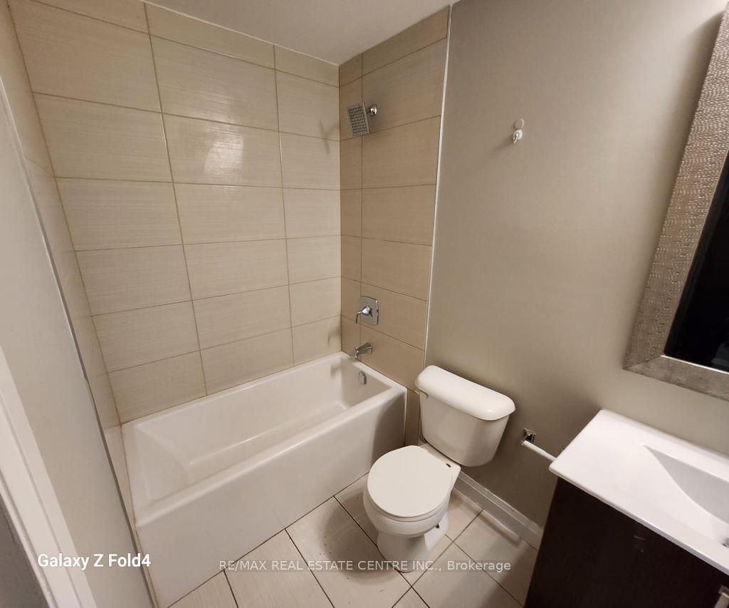 3 Bedrooms Condo at 22 East Haven,  Toronto For sale
