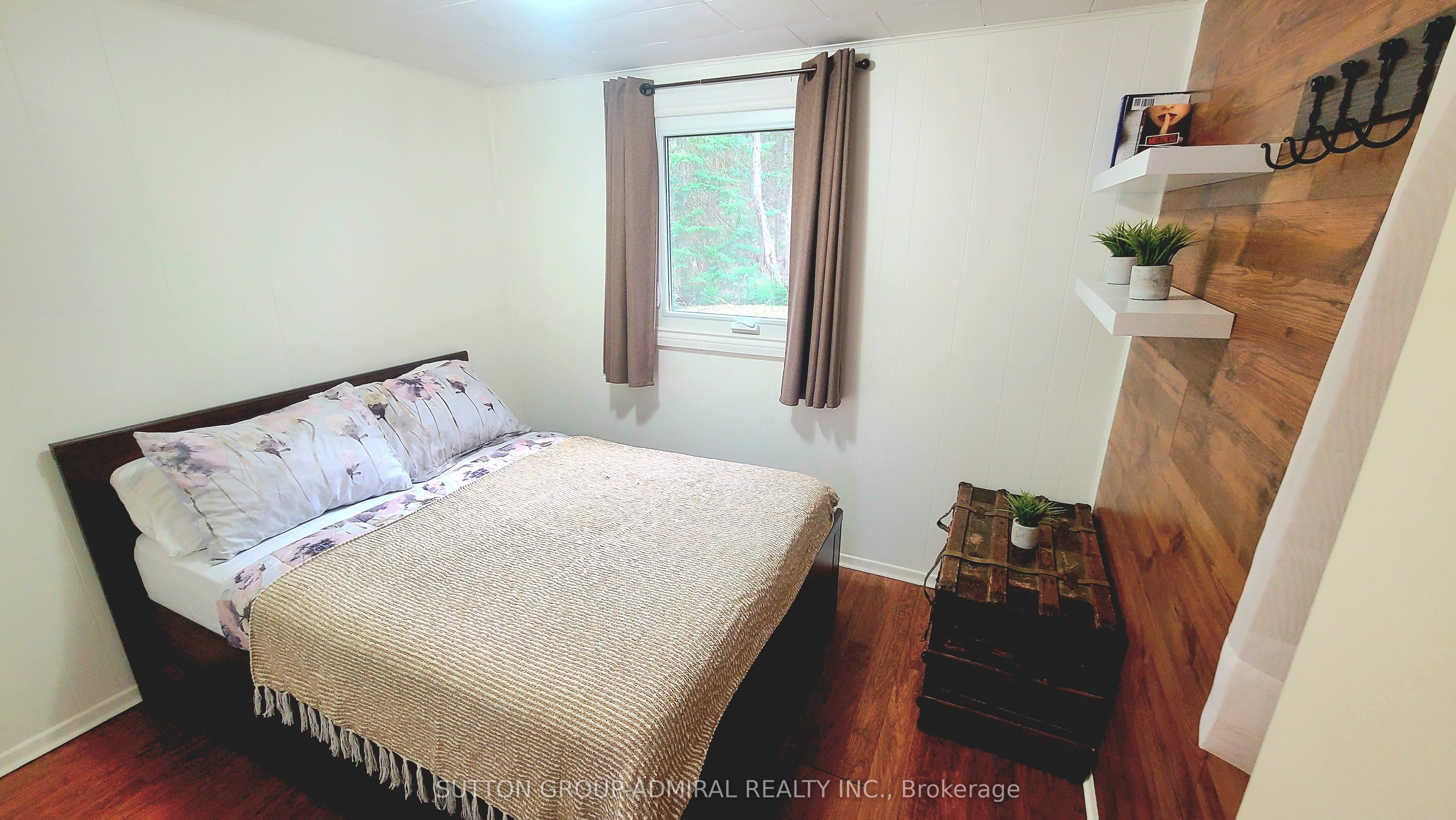 1047 Colony Trail, Lake of Bays, ON P1L 1X3