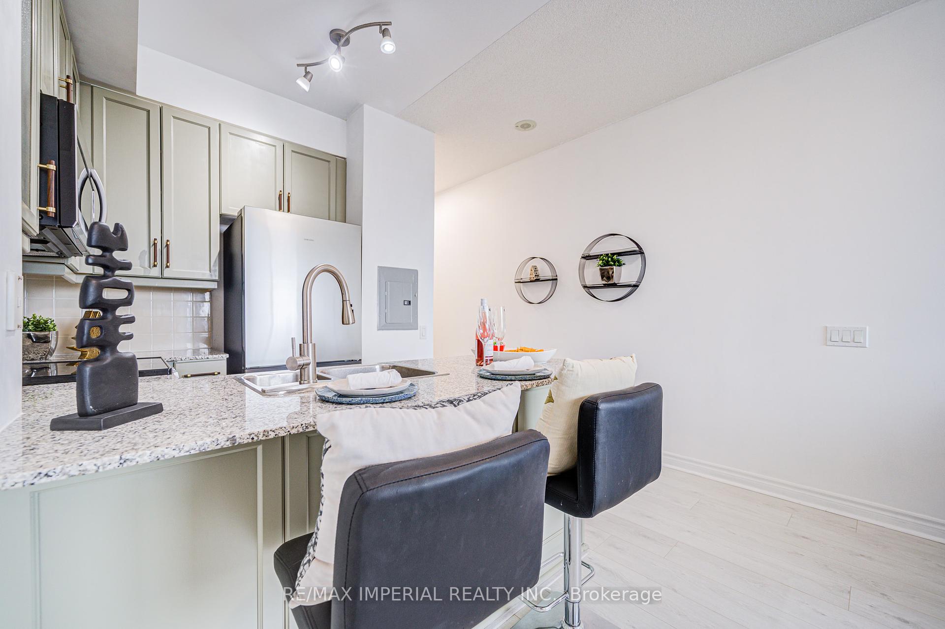 1 Bedroom Condo at 60 Byng, Toronto For sale