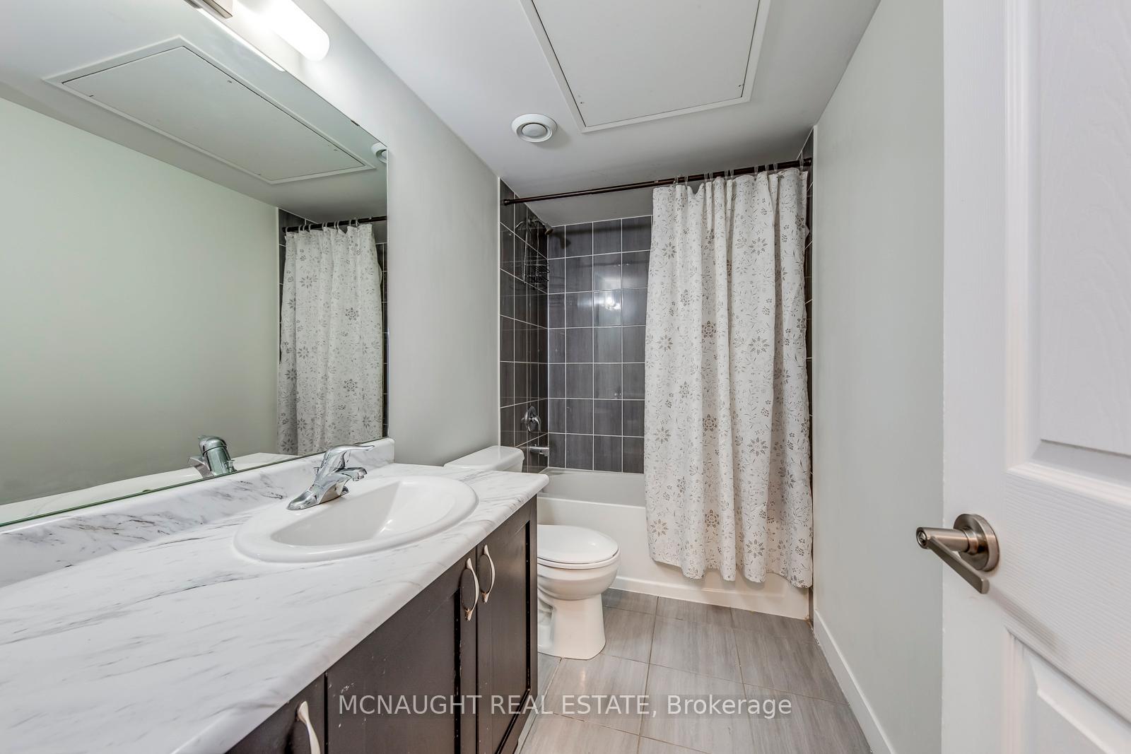 3 Bedrooms Condo at 9 Forbes, Toronto For sale
