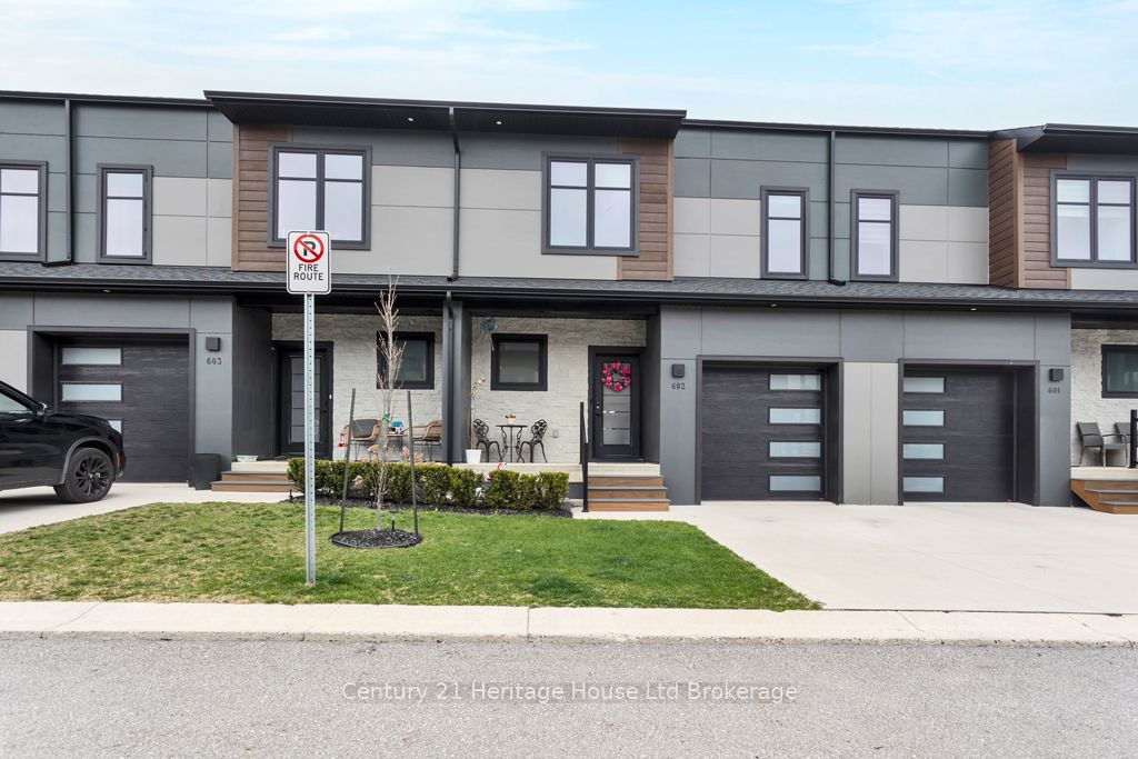 #602 - 361 Quarter Town Line, Tillsonburg, ON N4G 0K2