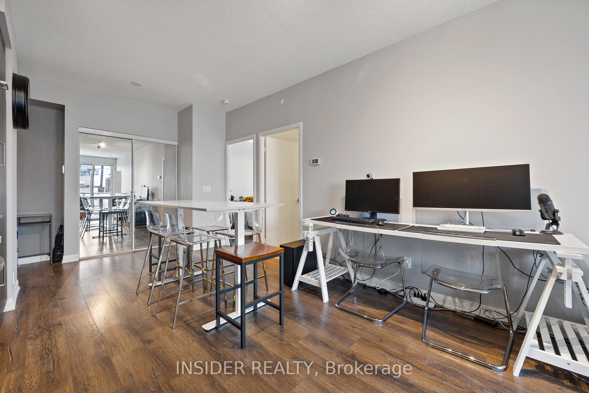2 Bedrooms Condo at 435 Richmond,  Toronto For sale