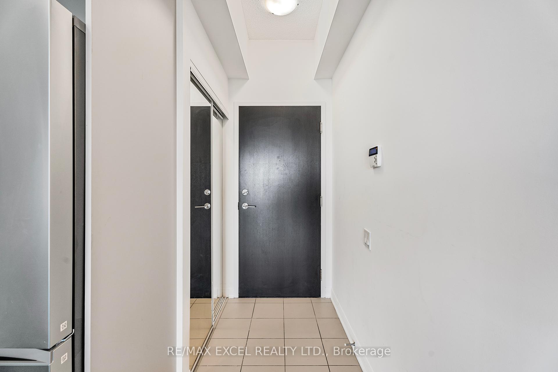 2 Bedrooms Condo at 5162 Yonge, Toronto For sale