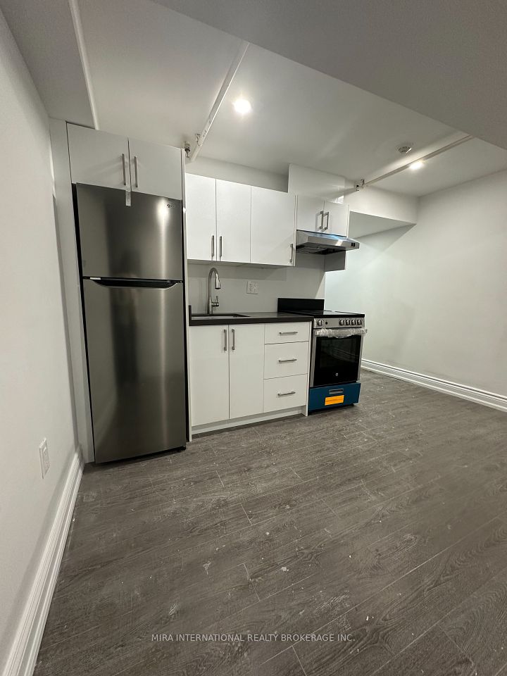 180 Sherbourne