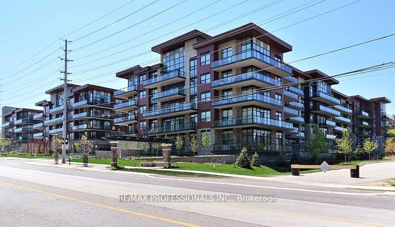 3 Bedrooms Condo at 1575 Lakeshore, Mississauga For sale