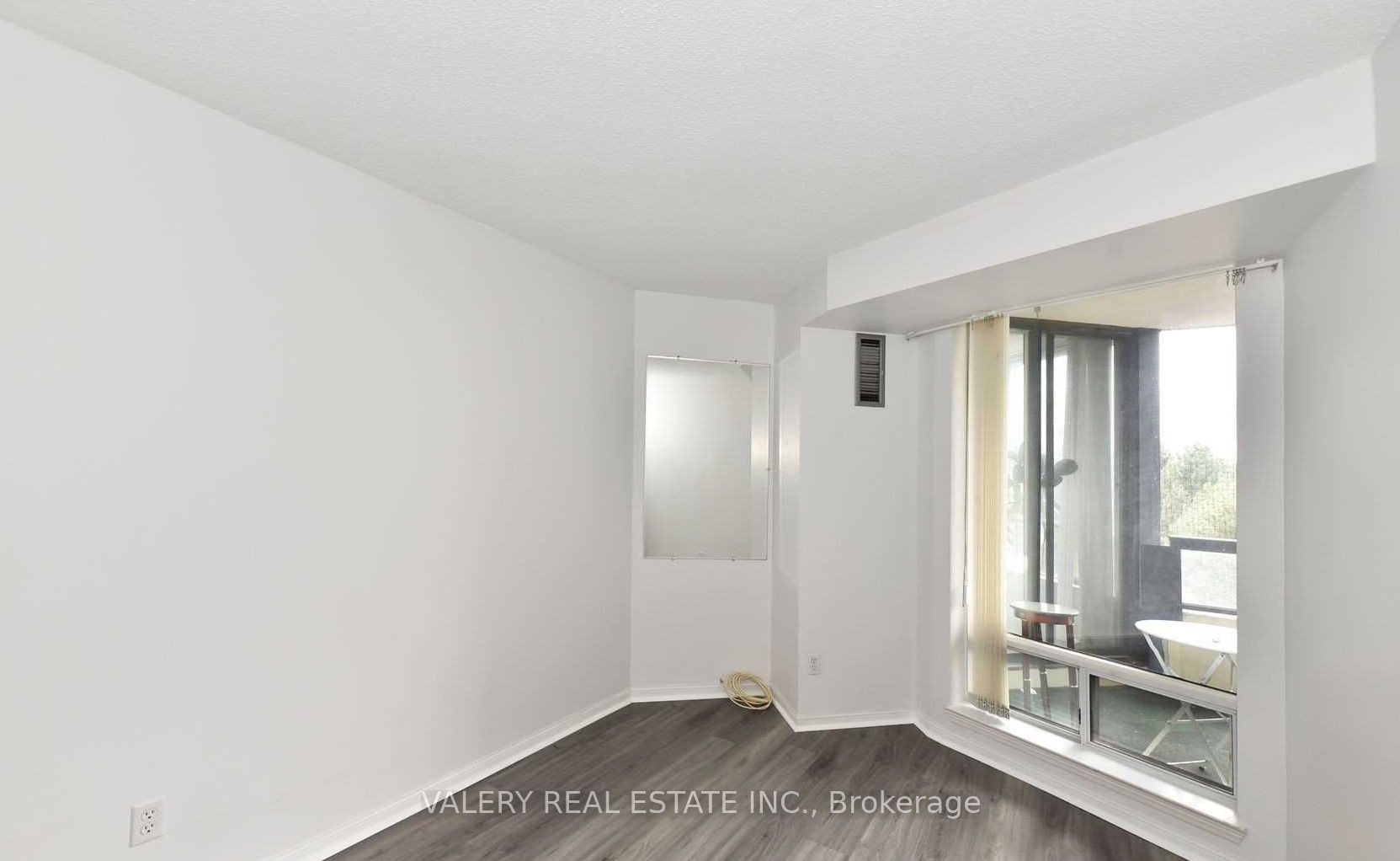 1131 Steeles Avenue W, #409