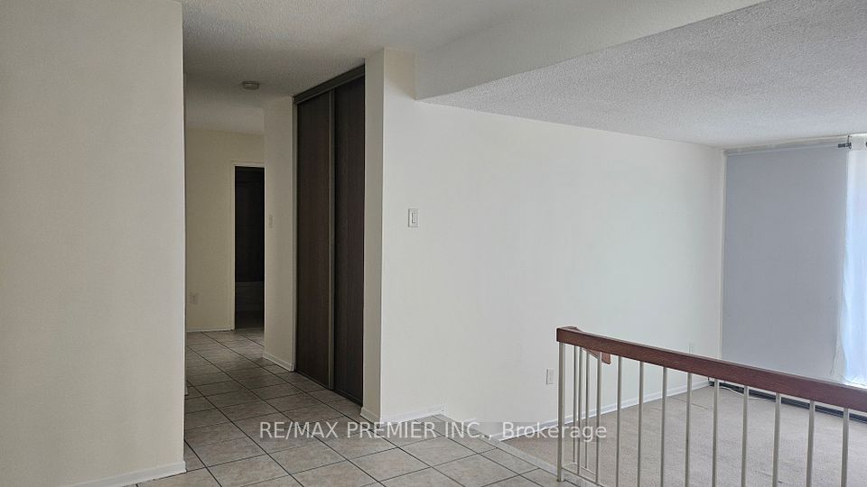 #705 - 5 San Romano Way, Toronto, ON M3N 2Y4