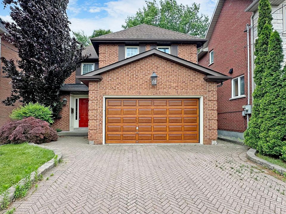 467 Bedford Park