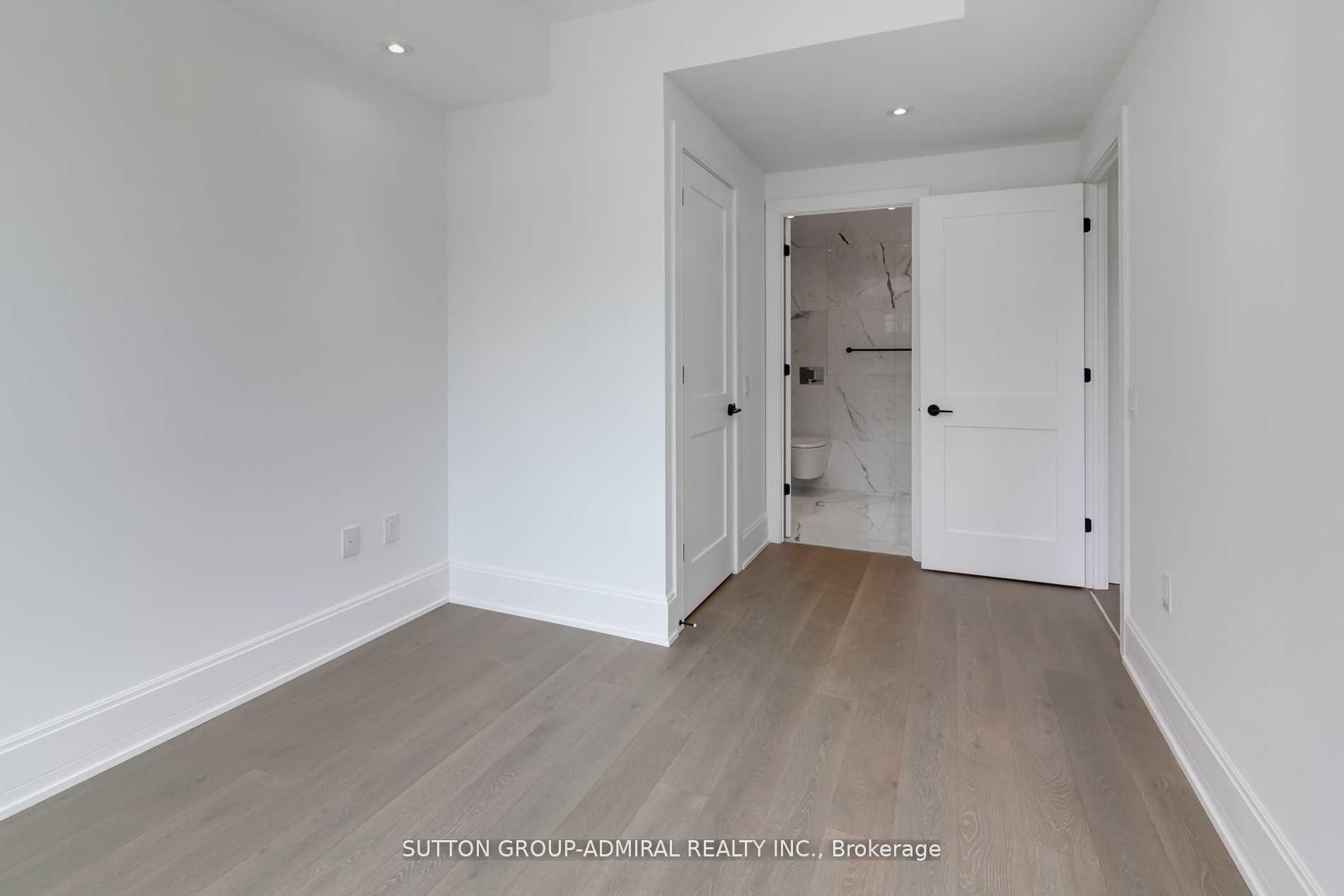 2 Bedrooms Condo at 355 Bedford, Toronto For sale