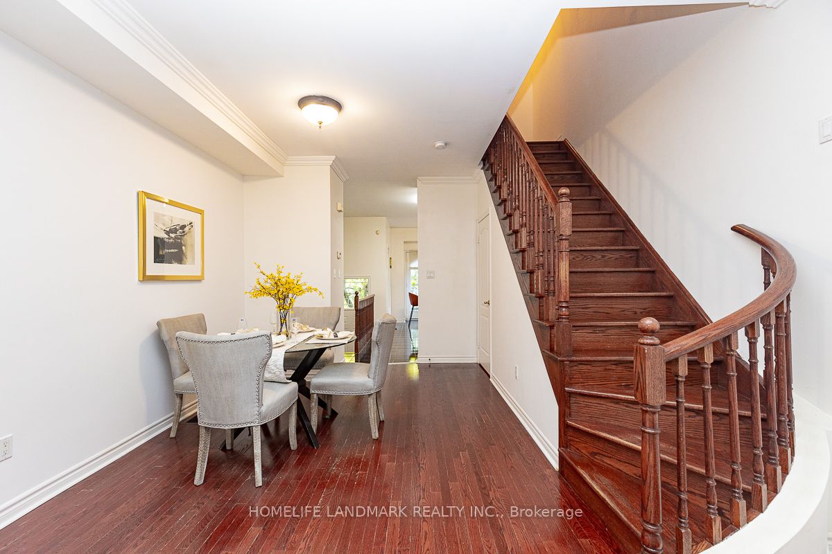 4 William Poole Way, #14