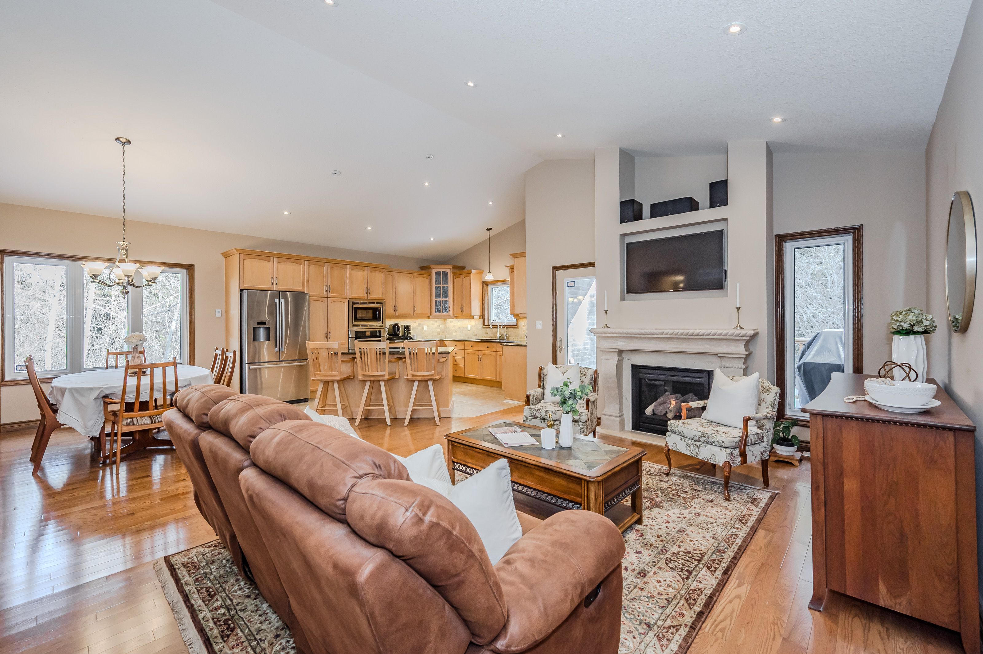 15 Valley Road 19