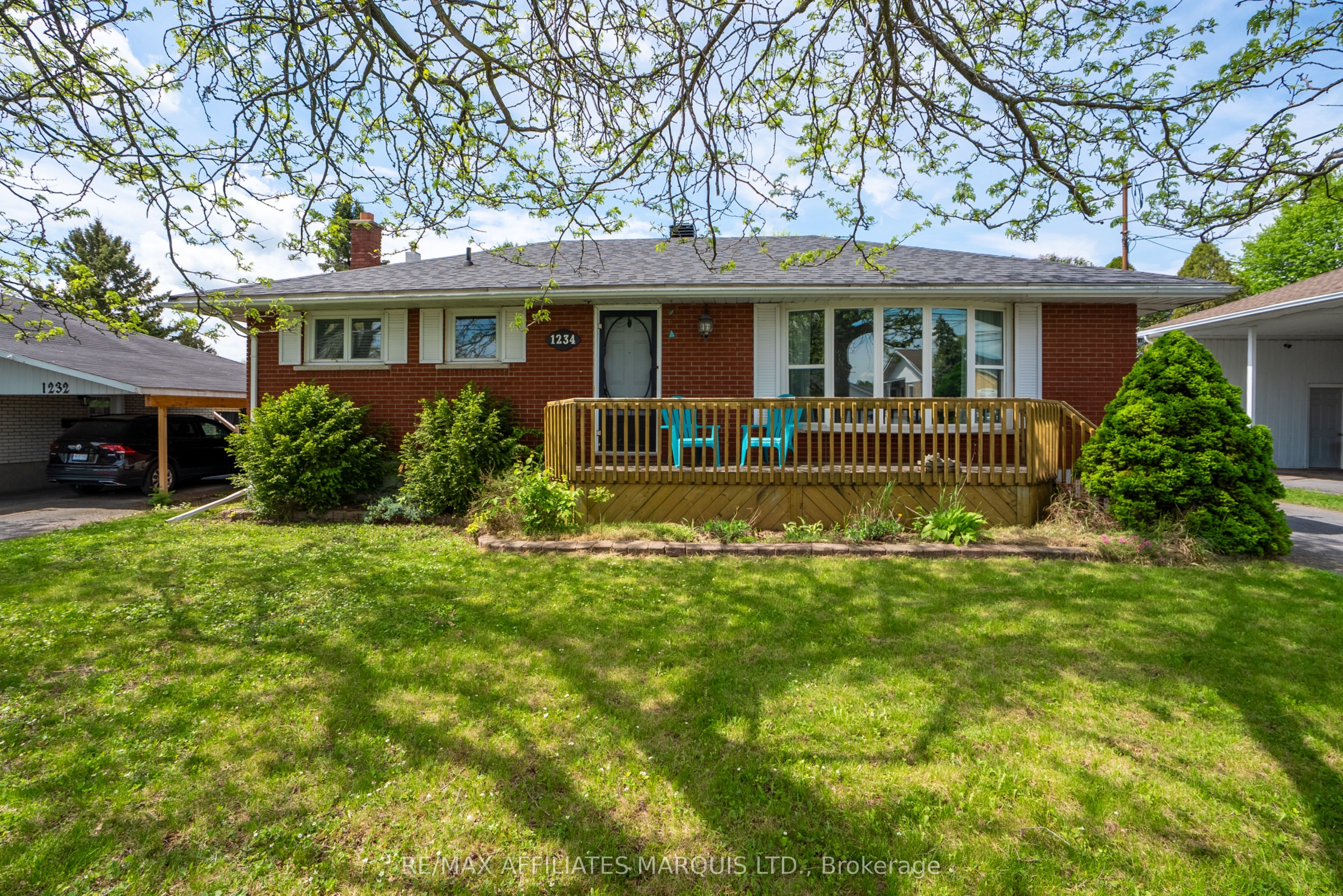 1234 Fatima Street, Cornwall, ON K6J 4Z6