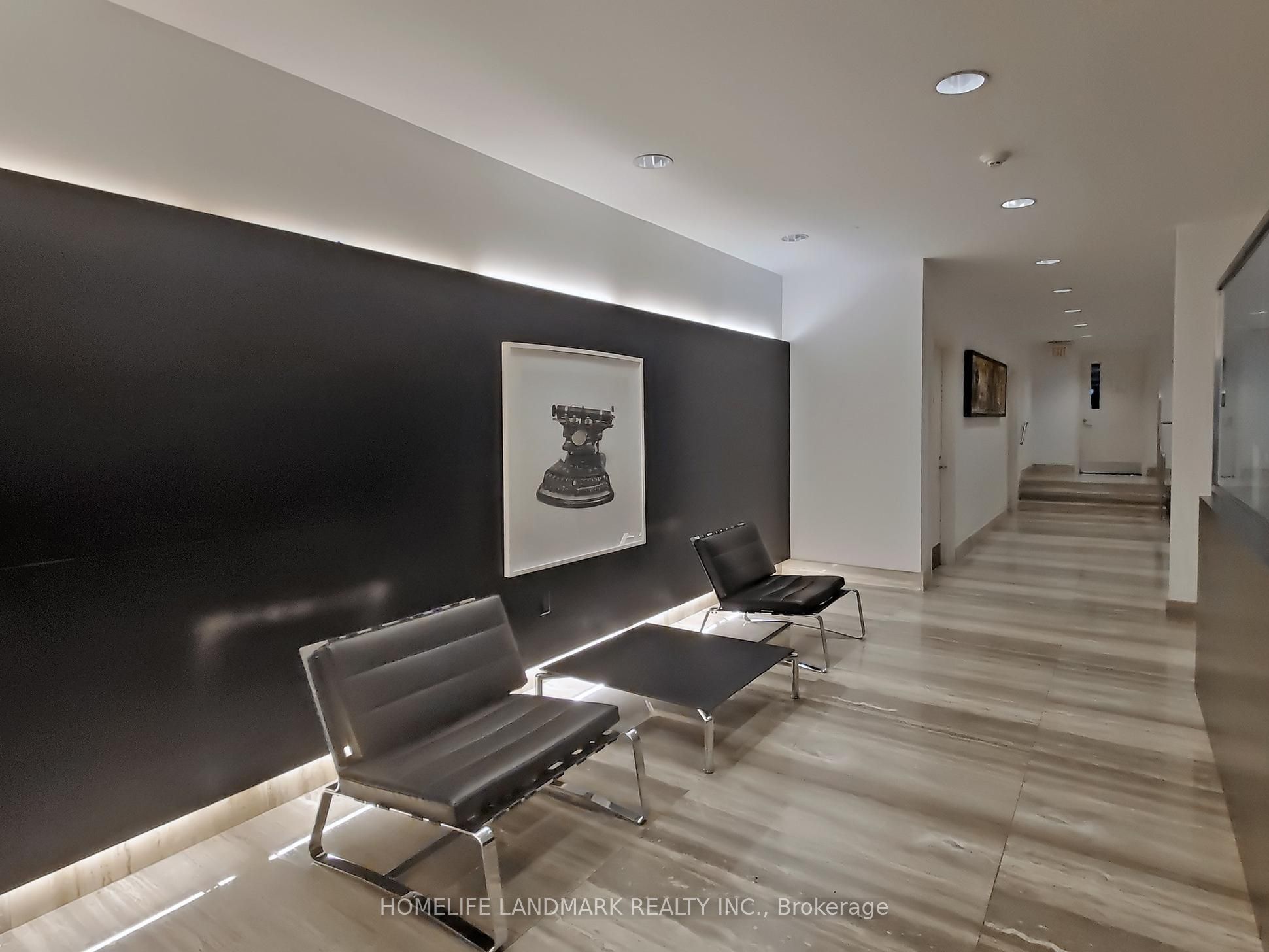 110 Charles Street E, #3607