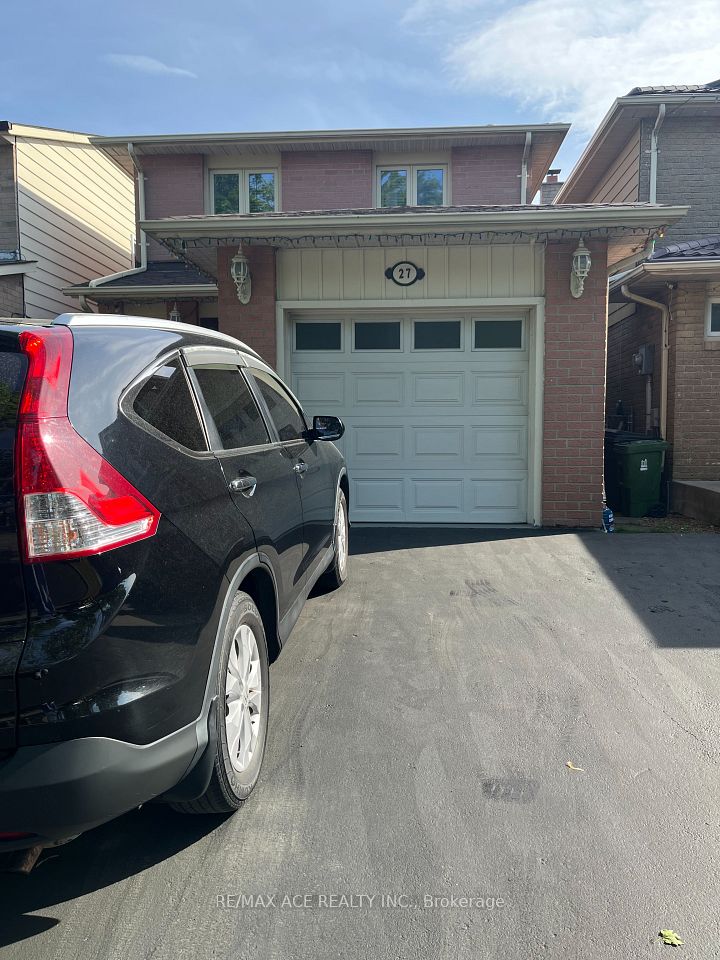 27 Woodsview
