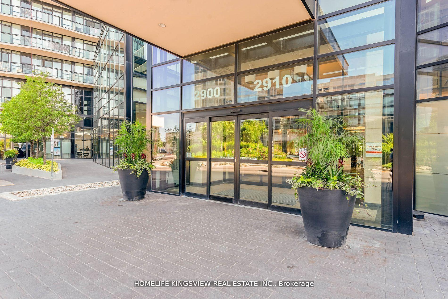 3 Bedrooms Condo at 2910 Highway 7,  Vaughan For sale