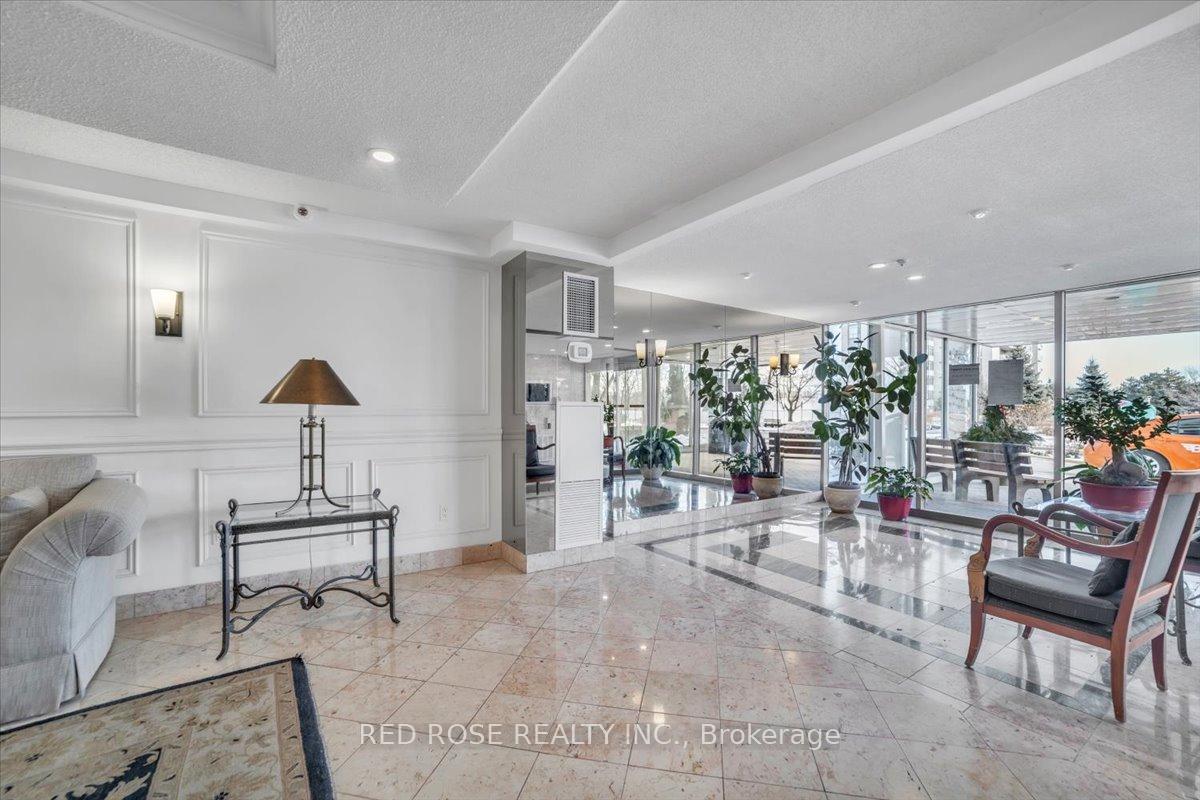 3 Bedrooms Condo at 3303 Don Mills,  Toronto For sale