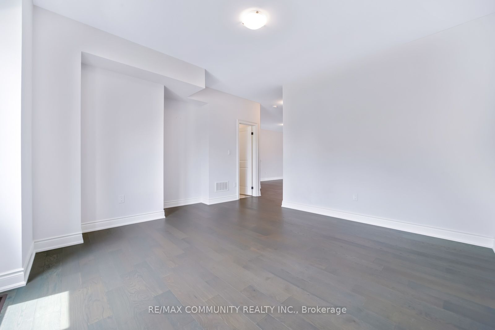 16 Alan Williams Trail