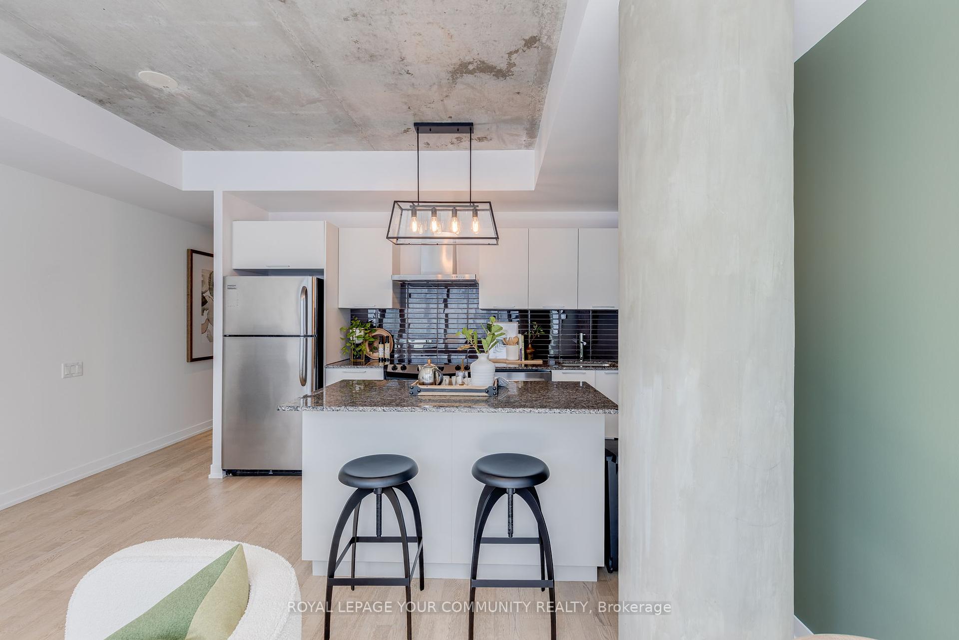 1 Bedroom Condo at 650 King, Toronto For sale