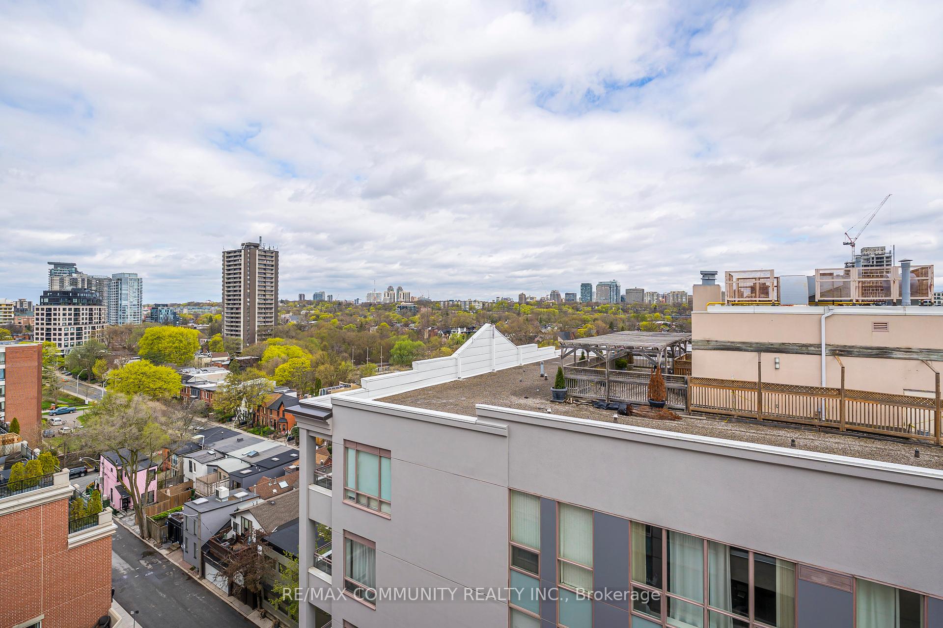 1 Bedroom Condo at 980 Yonge,  Toronto For sale