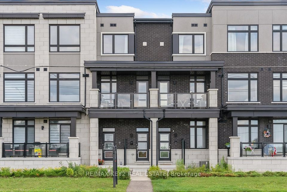 2550 Castlegate Crossing